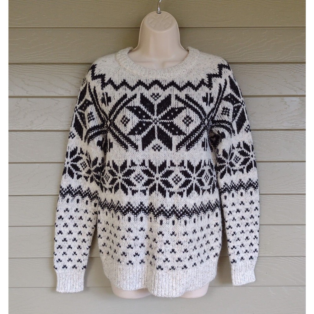 Abercrombie & Fitch Womens Size Small Fair Isle Snowflake Pullover Sweater S